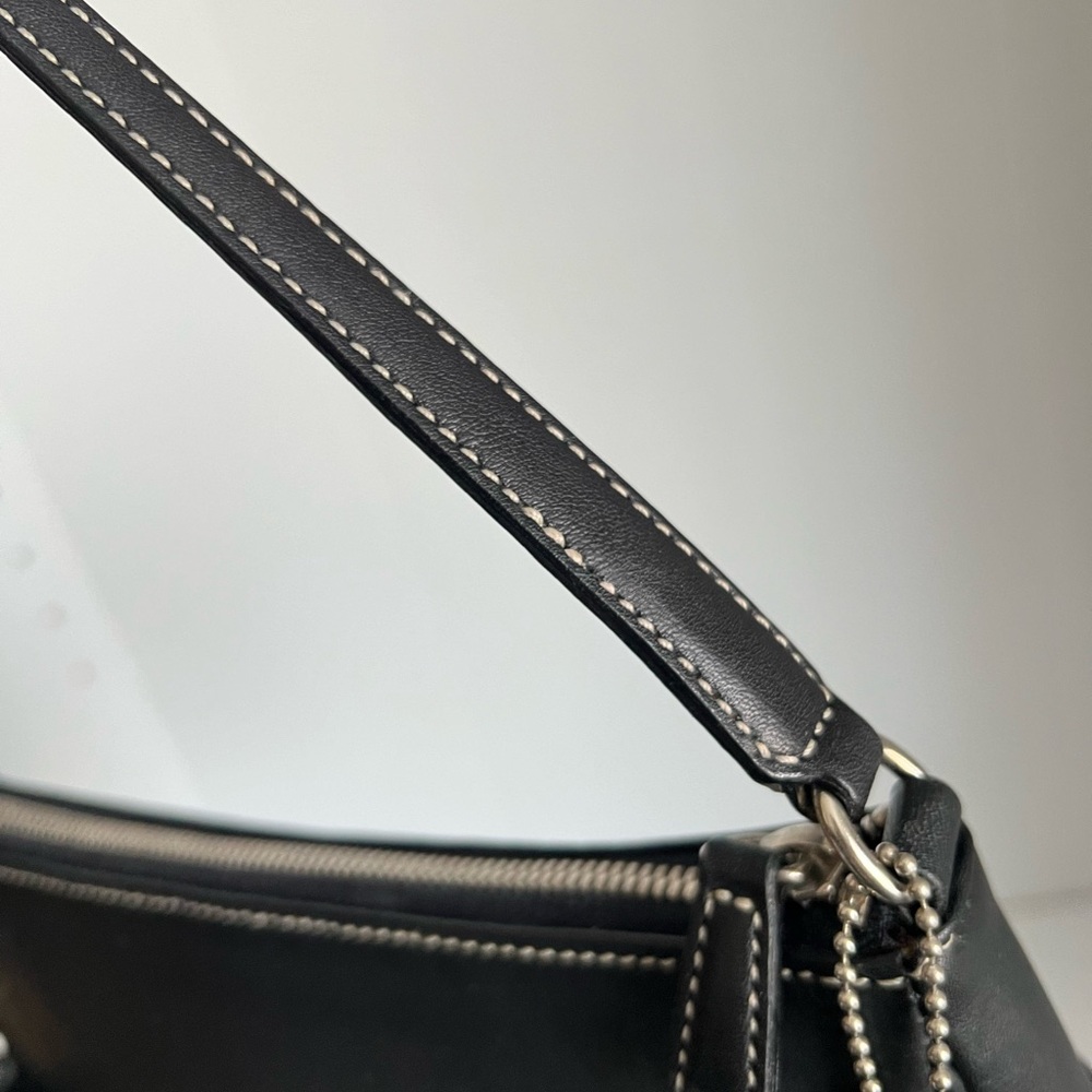 Vintage Coach Hamptons Leather Demi Bag - Picture 6 of 9